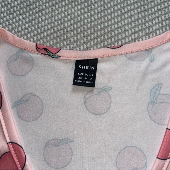 Sold - Picture 3 of 4